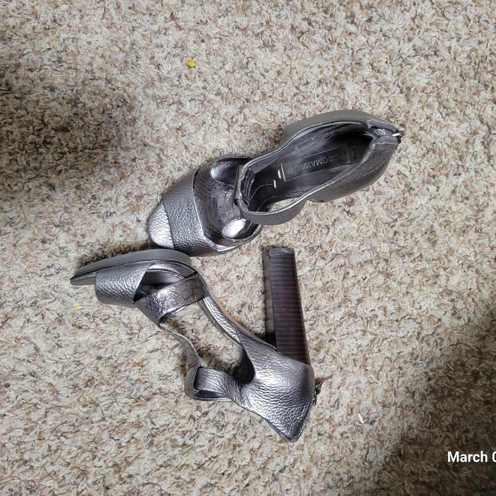 bcbgmaxazria Metallic Silver Heels Size 6